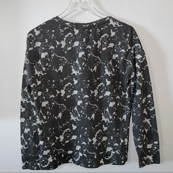 Fabletics Burnout Sweatshirt - Picture 9 of 9